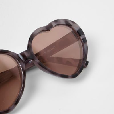 Mini girls brown heart shaped sunglasses
